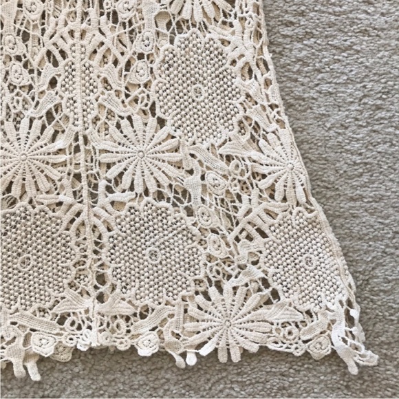 Crochet, Sleeveless Tunic Top - Picture 5 of 7
